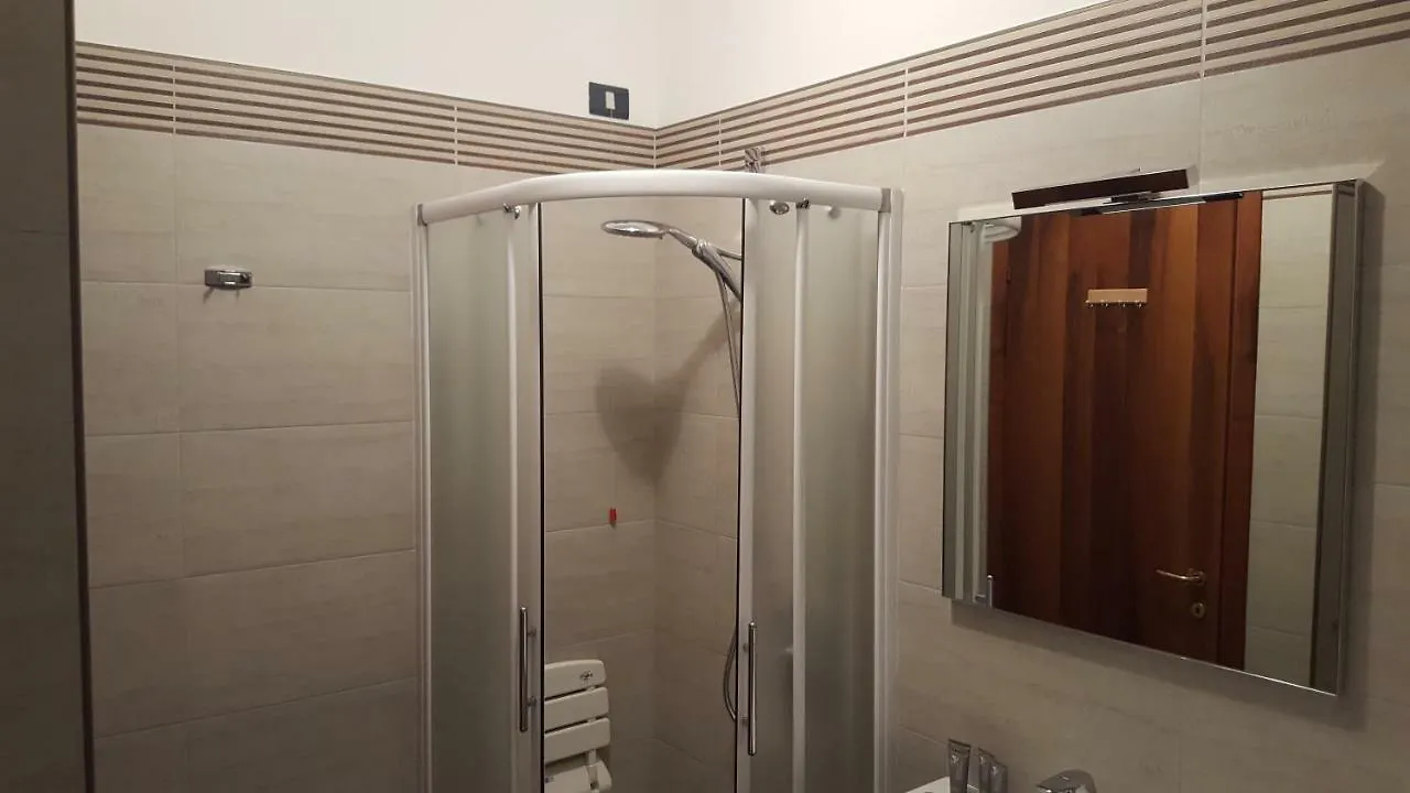 Appartamento Michele tre piscine caraibiche Desenzano del Garda